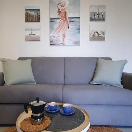 Apartment Maya's *