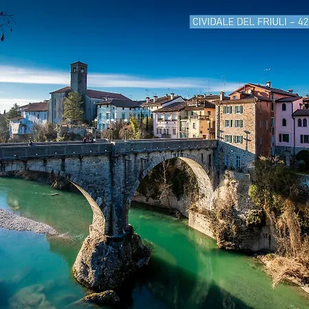 Maya's * Monfalcone