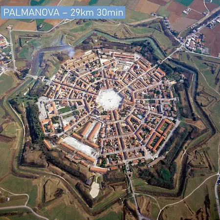 Maya's * Monfalcone